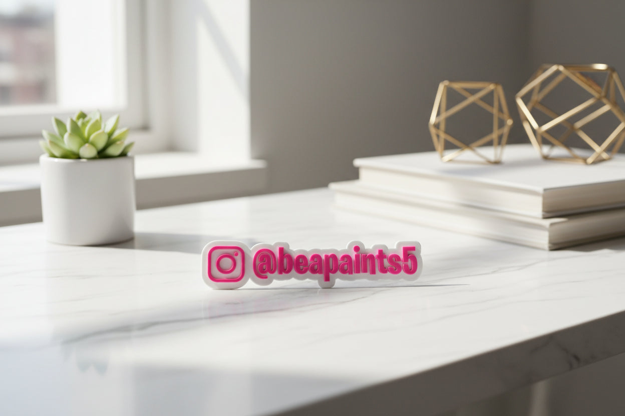 social media has-tag